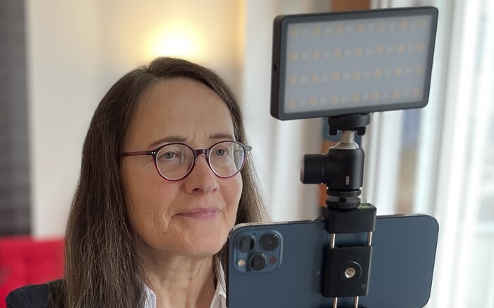 Filmemachen mit dem Smartphone mit Trainerin Sibylle Trost